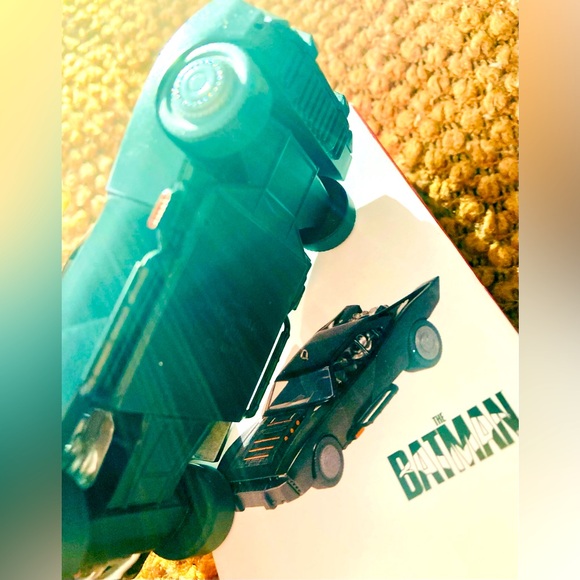 Batmobile ornament a classic car /toon - Picture 5 of 5